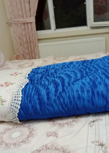 Nakışlı Mavi Renkli yün yorgan