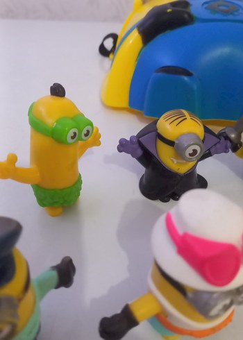 8 adet minyon ve ışıklı maske - Görsel 4