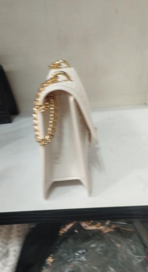 Zincir Detaylı Beyaz Kadın silikon Çanta - Görsel 4