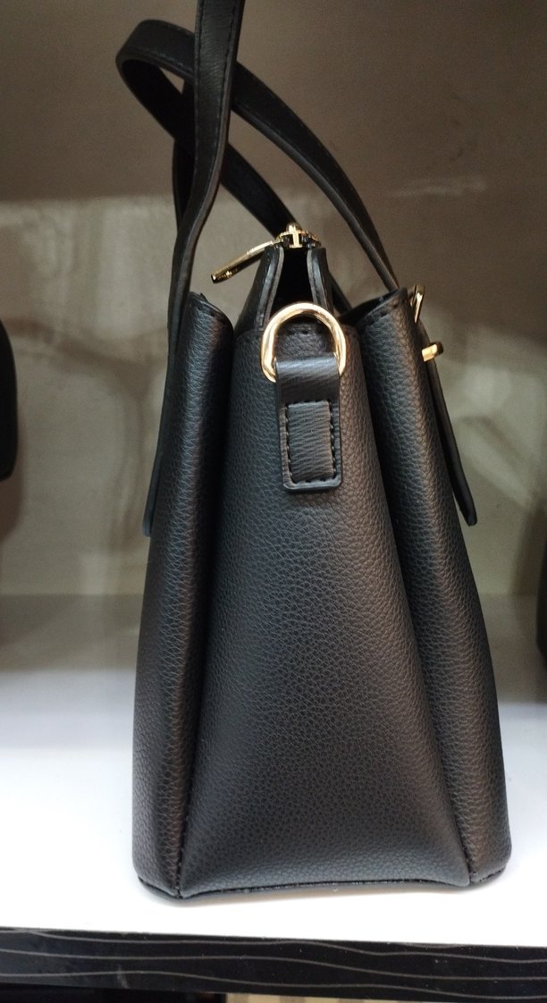 Kadın Siyah Deri Tokalı Çanta - Görsel 4