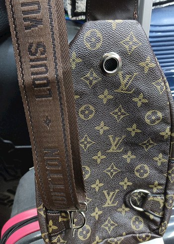Louis Vuitton Desenli Kahverengi Erkek Omuz Çantası - Görsel 2