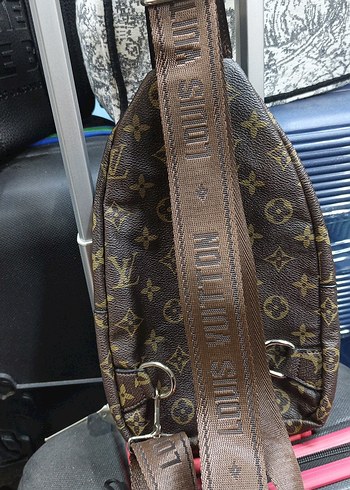 Louis Vuitton Desenli Kahverengi Erkek Omuz Çantası - Görsel 3