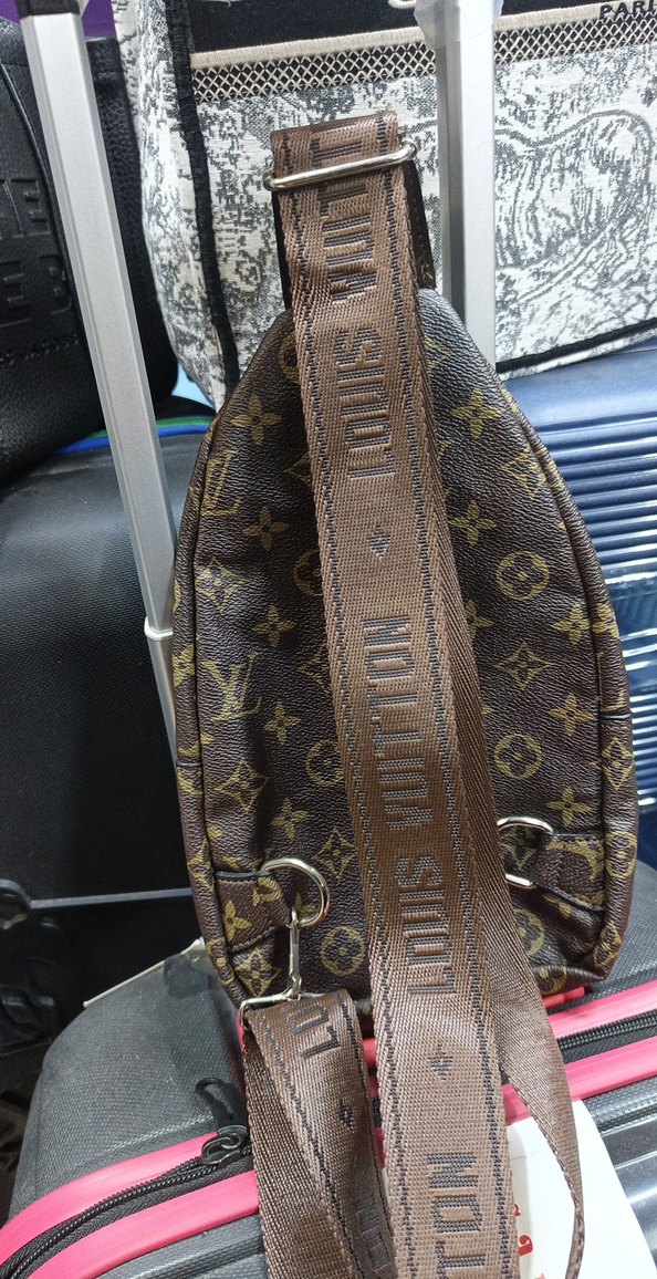 Louis Vuitton Desenli Kahverengi Erkek Omuz Çantası - Görsel 3