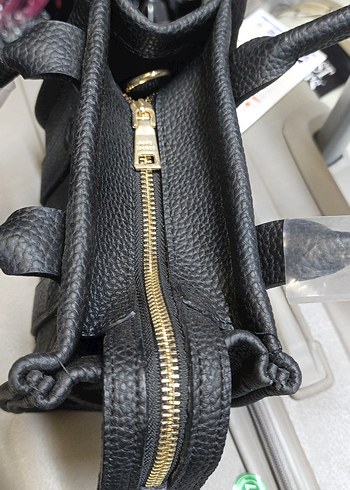 Siyah Deri Fermuarlı Kadın Çanta - Görsel 2