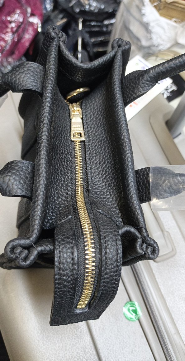 Siyah Deri Fermuarlı Kadın Çanta - Görsel 2