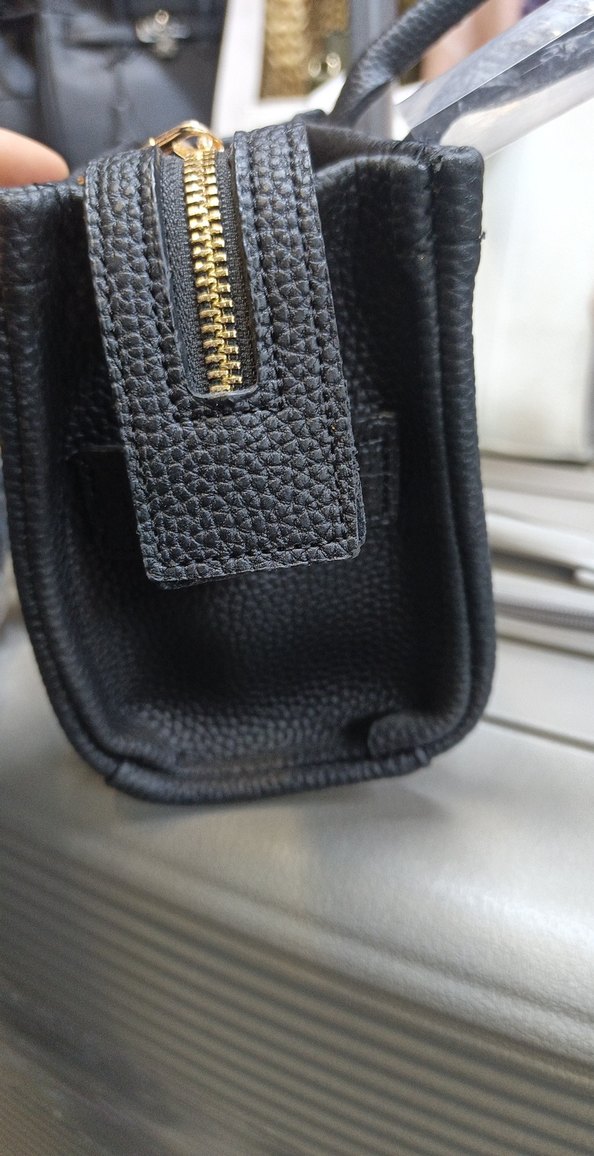 Siyah Deri Fermuarlı Kadın Çanta - Görsel 4