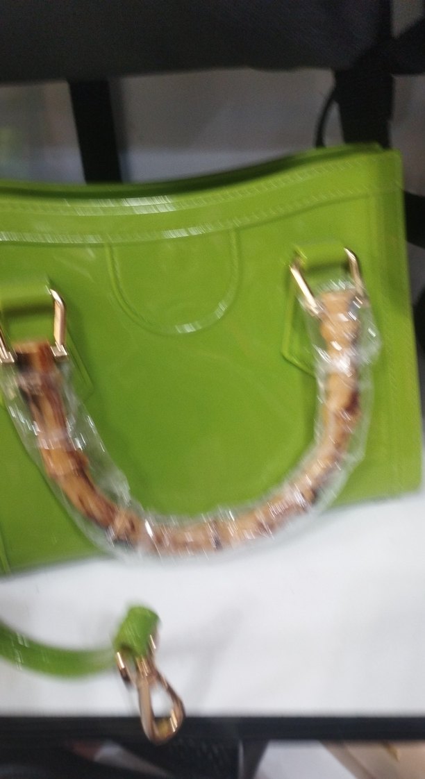 silikonlu Parlak Yeşil Mini Kol Çantası - Görsel 5