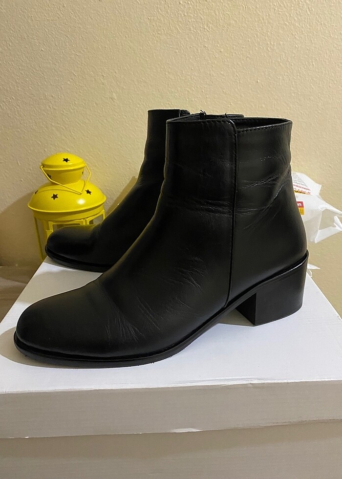 Topuklu deri bot - Görsel 2