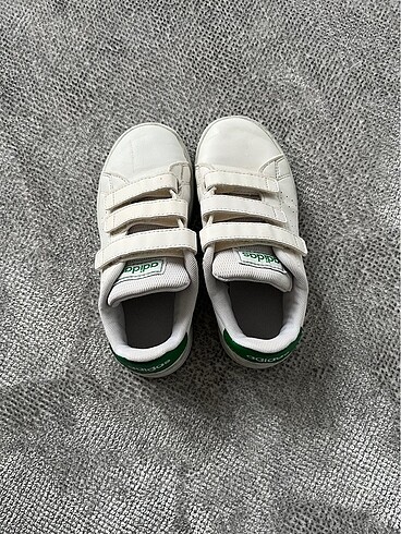 30 Beden Adidas ayakkabı