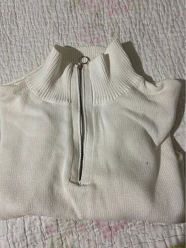 STRADIVARIUS CROP