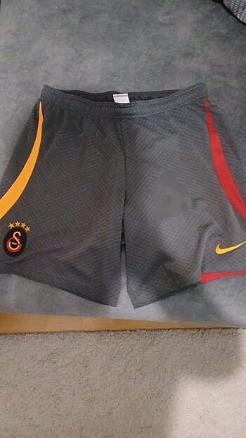Galatasaray A takım şortu