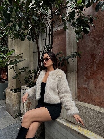 l Beden beyaz Renk ZR İthal Lolita Kürk Krem Rengi
