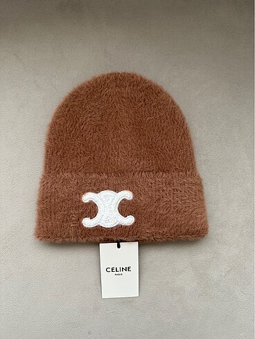 Celine bere