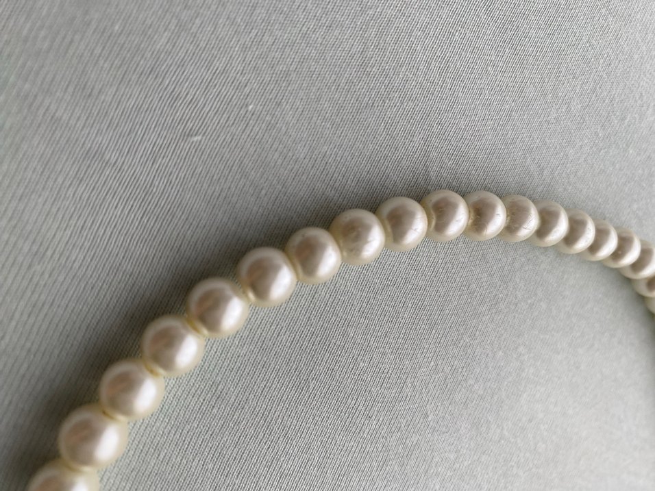 Beyaz Boncuklu Midi Kadın Kolye - Görsel 2