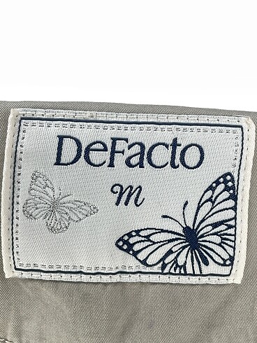 m Beden çeşitli Renk Defacto Trenchcoat %70 İndirimli.