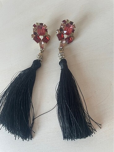 Stradivarius sallantılı küpe