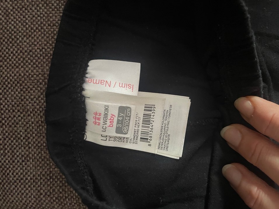 LCW Kız Çocuk Siyah Baskılı kısa Tayt İspanyol paça - Görsel 4