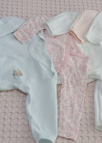Dantel Detaylı Pembe Bebek Kız Takımı