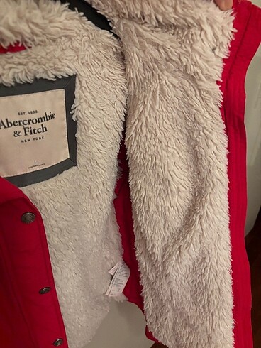l Beden Abercrombie&Fitch Muflonlu Kapüşonlu Mont