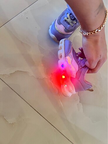 Işıklı çocuk ayakkabısı - Görsel 3