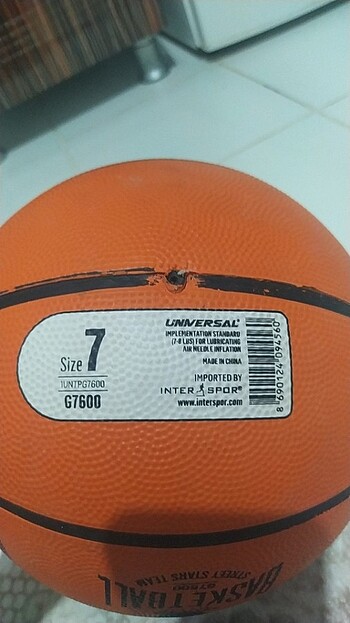  Basketbol topu 