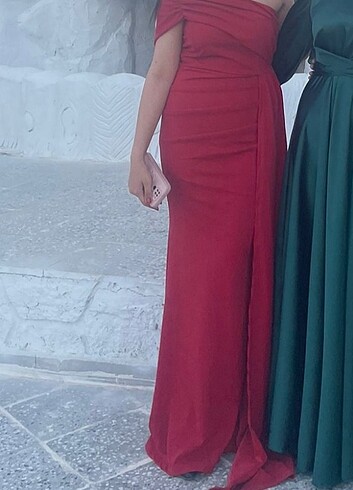 Kırmızı tek kol abiye - Görsel 6