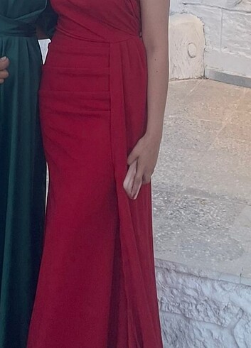 Kırmızı tek kol abiye - Görsel 7