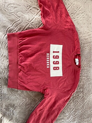 Bershka kırmızı crop sweatshirt