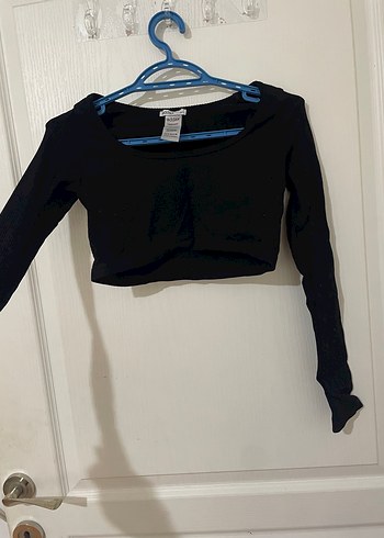 Siyah Uzun Kollu Crop Top - Görsel 2