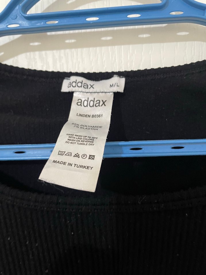 Siyah Uzun Kollu Crop Top - Görsel 3