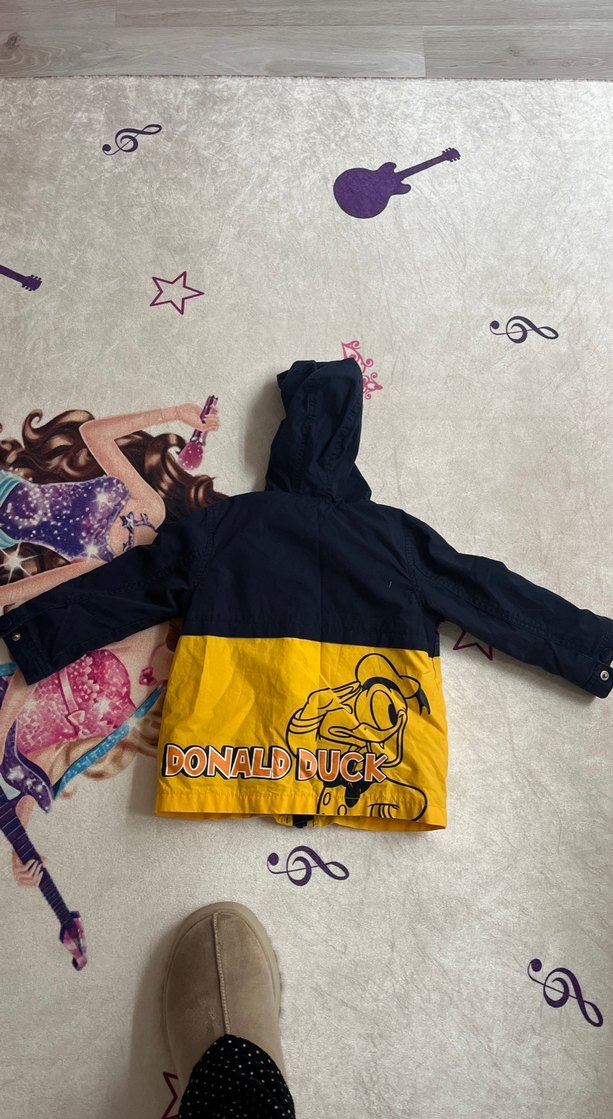 unisex cocuk c&a marka disney orjınal ceket - Görsel 4