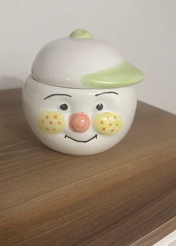Beyaz Pastel Figürlü Seramik Kavanoz