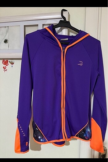 LCW 13-14 yaş sporcu çocuk hırkası