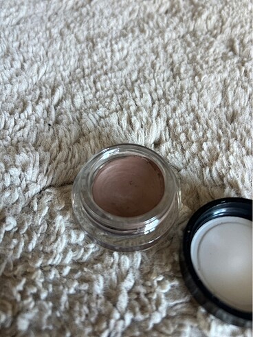 Beden Renk Maybelline color tatto