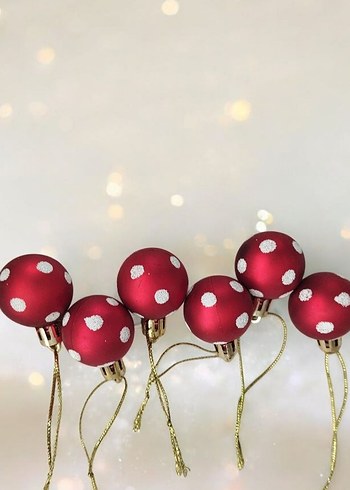 6 Adet Kırmızı Puantiyeli Yılbaşı Süsü Topları - Görsel 5