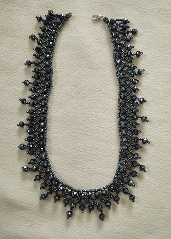 Gri Gotik İşlemeli Boncuklu Handmade Kolye - Görsel 2