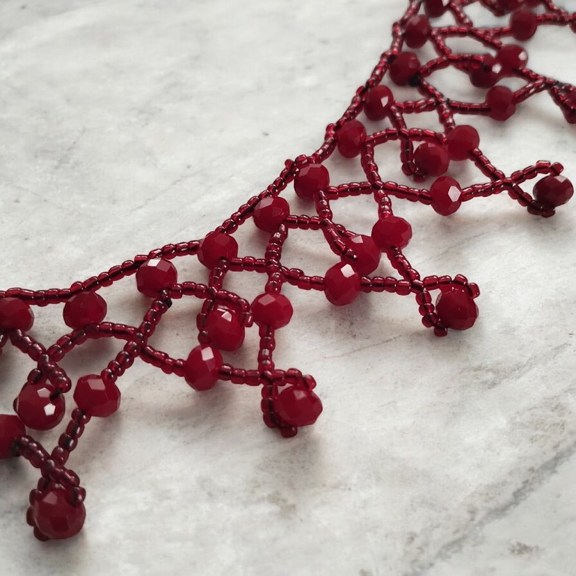 Bordo İşlemeli Boncuklu Bohem Kolye - Görsel 4