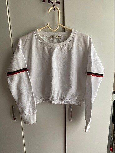 Zara Zara crop sweatshirt