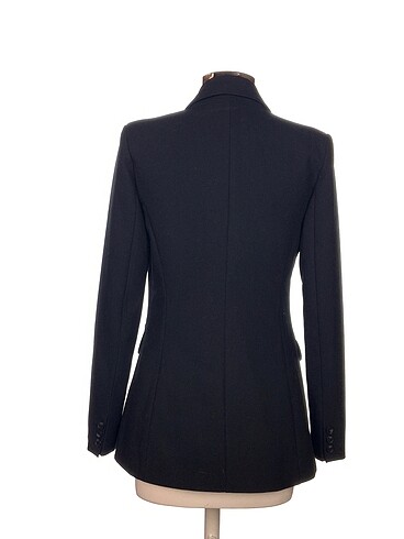 36 Beden Dilvin Blazer %70 İndirimli.