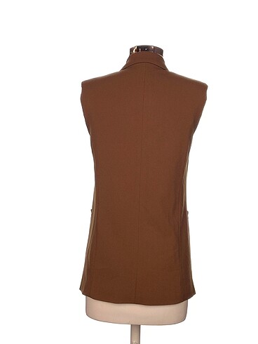 s Beden Stradivarius Yelek %70 İndirimli.