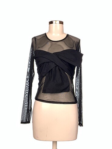 Zara Bluz %70 İndirimli.