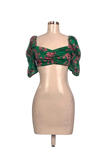 Zara Bluz %70 İndirimli.