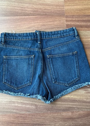 Kadın Mavi Düğmeli Mini Kot Şort - Görsel 4