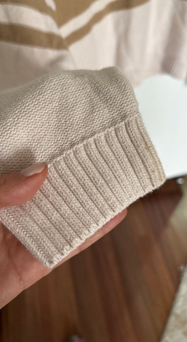 Bej Çizgili Yakalı Kadın Kazak - Görsel 4