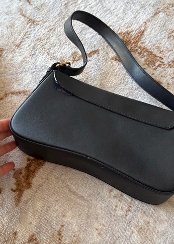 Tokalı Siyah Deri Kadın Omuz Çantası - Görsel 4