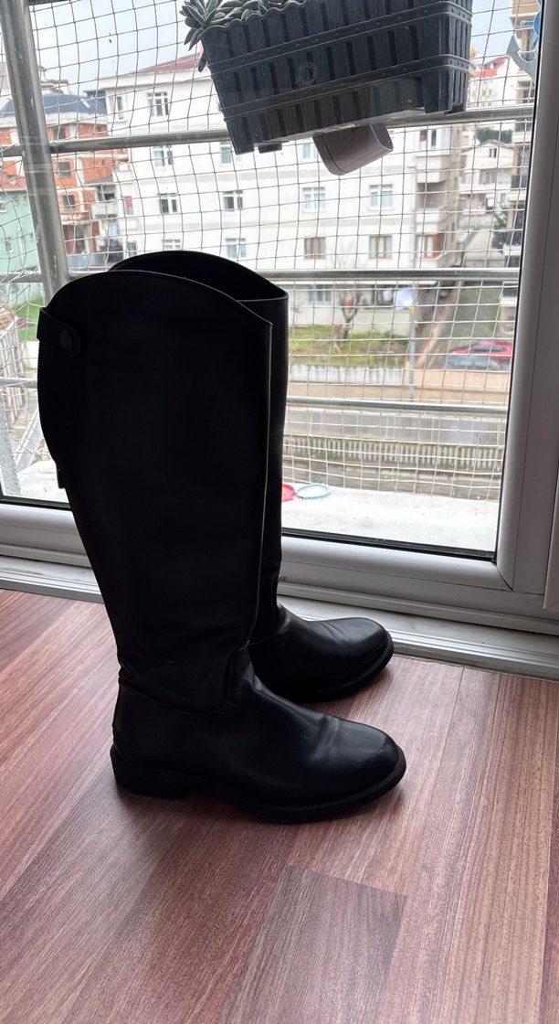 Kadın Siyah Dizüstü Lastik Çizme Tokalı Topuklu - Görsel 3