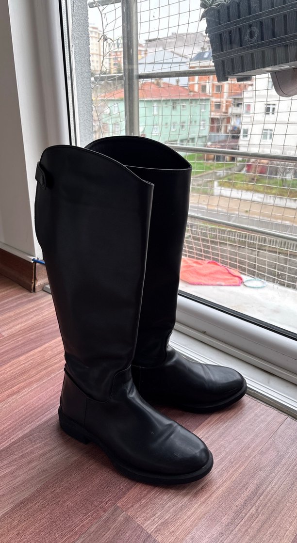 Kadın Siyah Dizüstü Lastik Çizme Tokalı Topuklu - Görsel 4