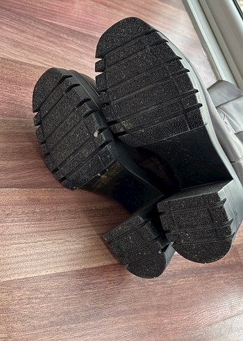 Kahverengi Deri Tokalı Kadın Dizüstü Bot - Görsel 6