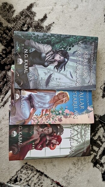 İmzali kutu seti krallar ve soytarılar n.g. kabal - Görsel 5