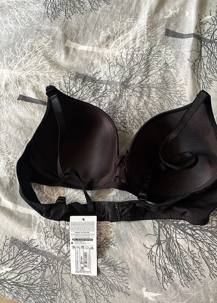 95 beden etiketli sütyen - Görsel 2